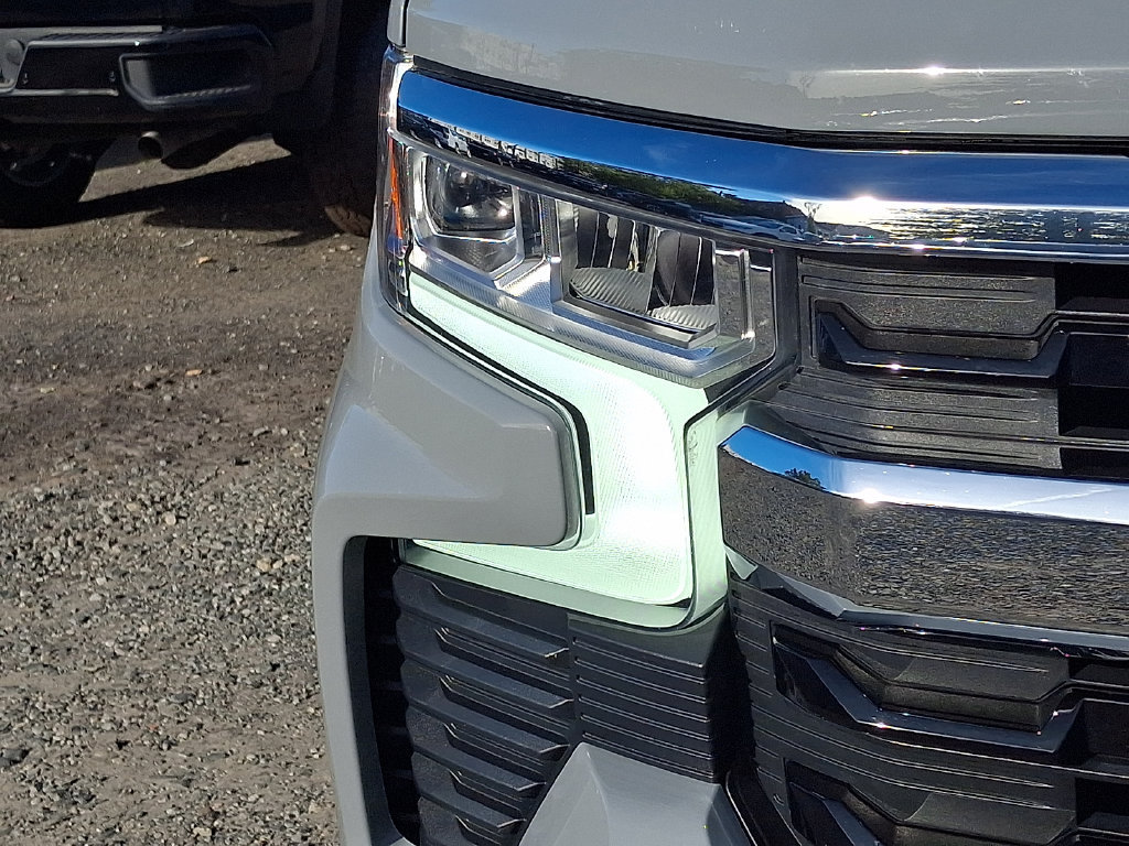 Used 2024 Chevrolet Silverado 1500 LT AWD/4WD image 35