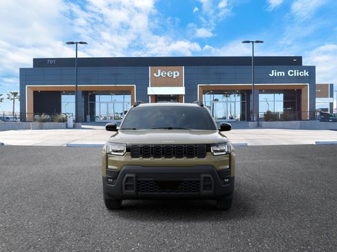 New 2026 Jeep Cherokee Laredo image 6