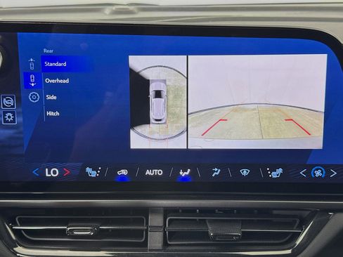 Used 2025 Chevrolet Equinox EV RS FWD image 14