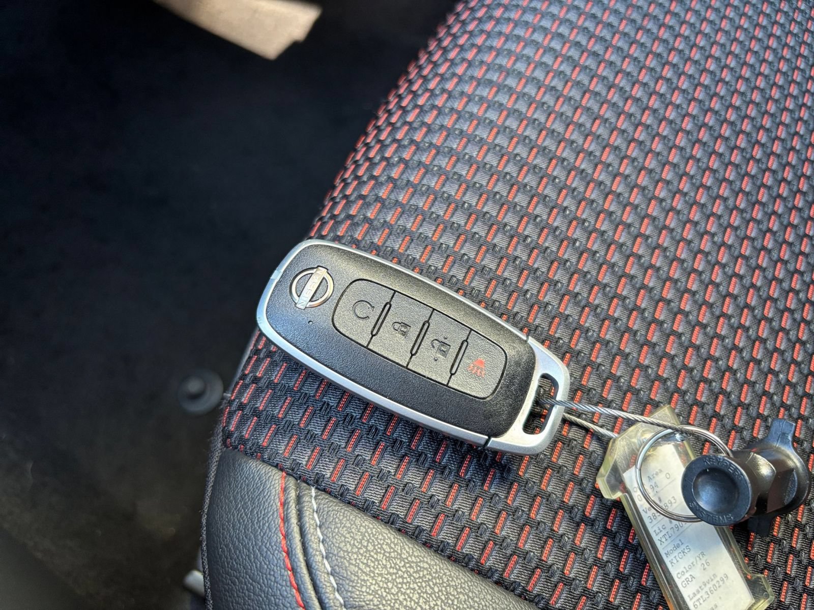 Used 2026 Nissan Kicks SR AWD/4WD image 20