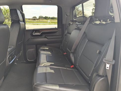 Used 2024 GMC Sierra 3500 Denali w/ Denali Reserve Package AWD/4WD image 14