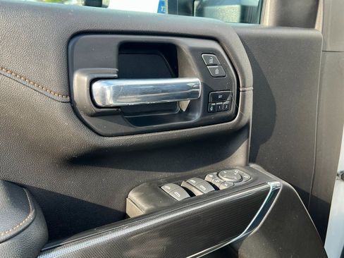 Certified 2022 GMC Sierra 2500 AT4 w/ Snow Plow Prep/Camper Package image 18