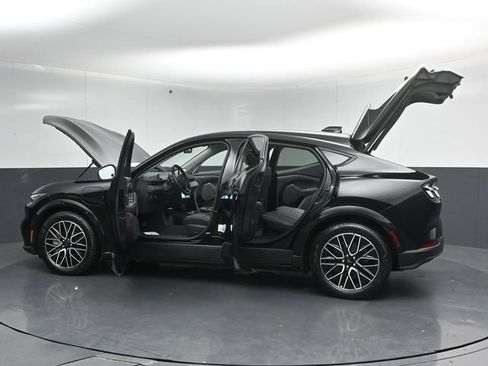 Certified 2025 Ford Mustang Mach-E Premium AWD/4WD image 53