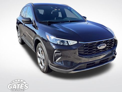 Used 2025 Ford Escape ST-Line AWD/4WD image 1