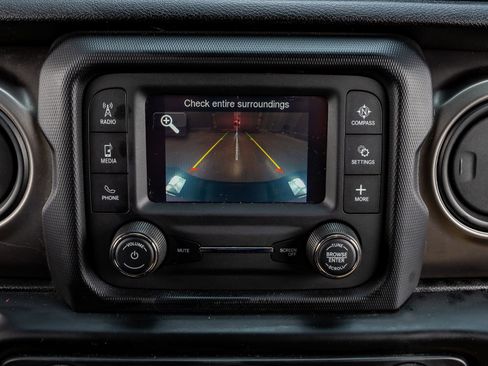 Used 2020 Jeep Gladiator Sport w/ Quick Order Package 24S image 24