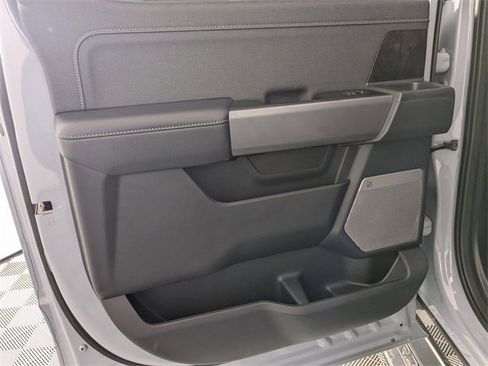 Used 2024 Ford F250 Lariat w/ Sport Appearance Package image 30