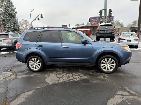 Used 2012 Subaru Forester 2.5X Premium image 7