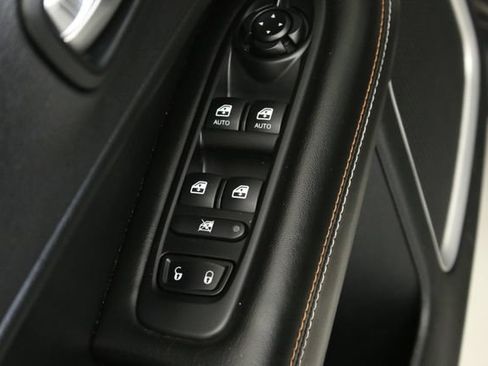 Used 2019 Jeep Compass Latitude AWD/4WD image 14