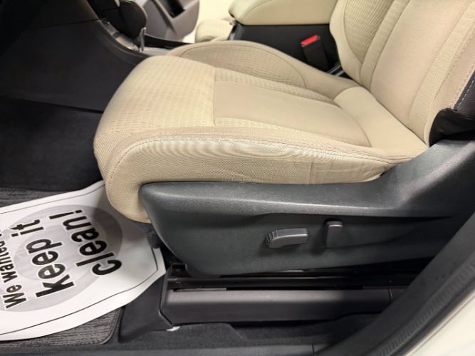 Used 2025 Subaru Ascent Premium AWD/4WD image 13
