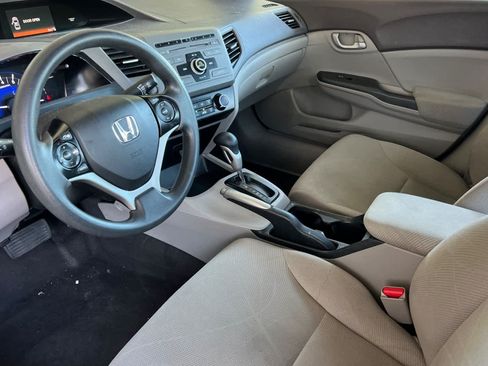 Used 2012 Honda Civic LX image 9