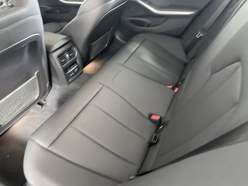 Used 2020 BMW 330i xDrive 330i xDrive w/ Driving Assistance Package image 15