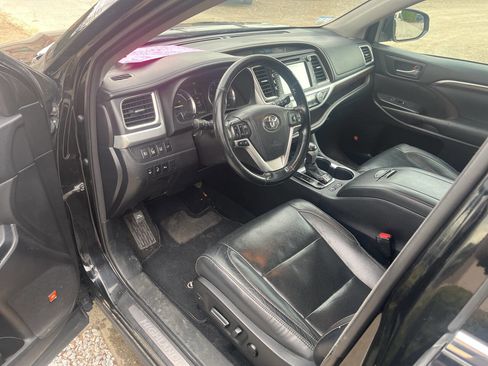 Used 2015 Toyota Highlander Limited image 7