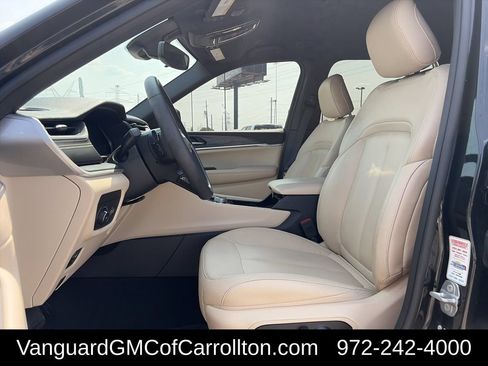 Used 2023 Jeep Grand Cherokee Limited w/ Trailer Tow Prep Group (B) AWD/4WD image 25