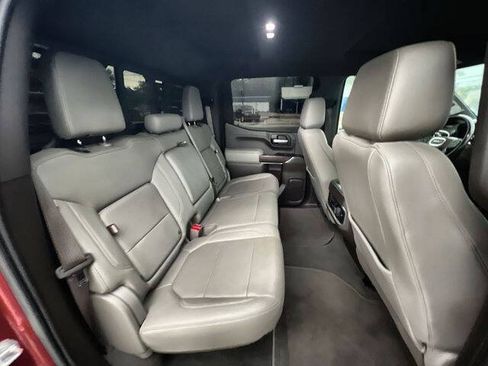 Used 2021 GMC Sierra 1500 SLT AWD/4WD image 26