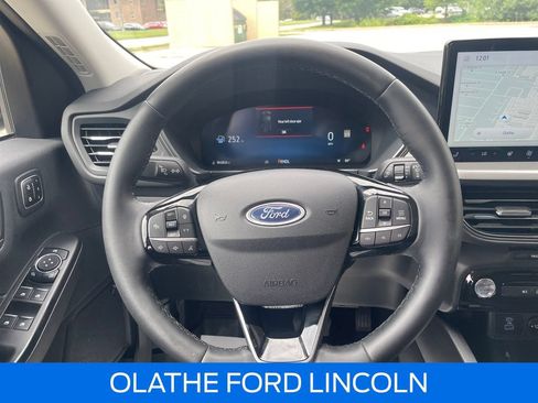Certified 2023 Ford Escape Active w/ Tech Pack #2 AWD/4WD image 18