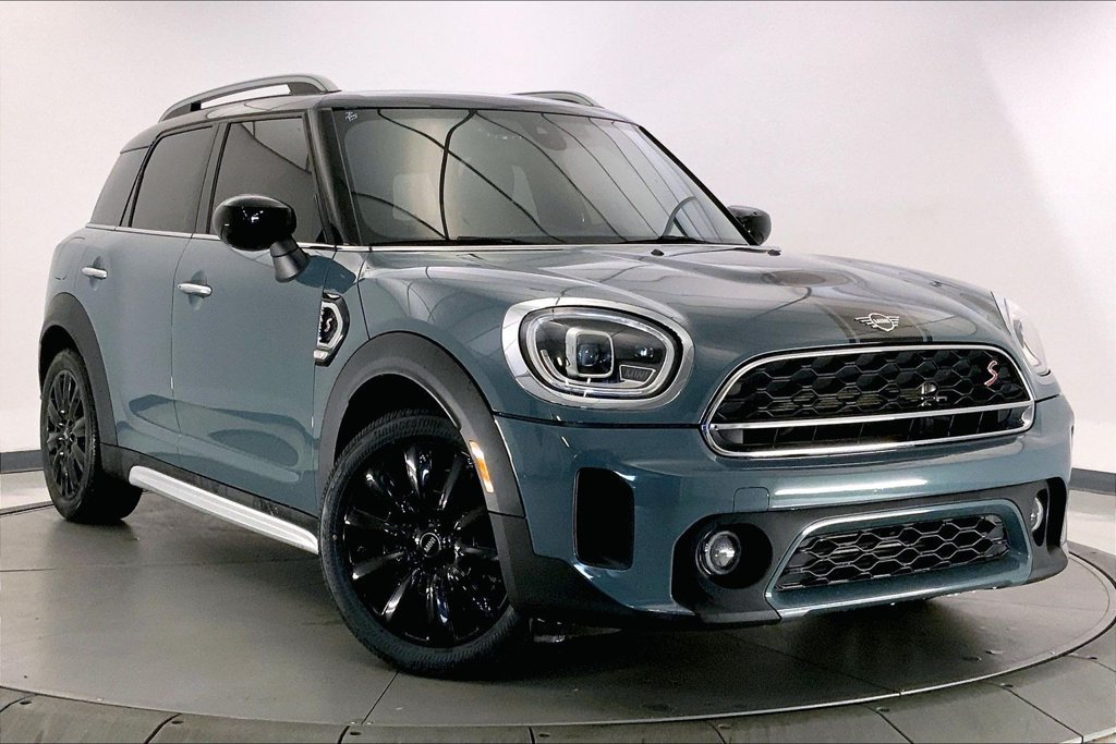 Used 2022 MINI Cooper Countryman S FWD image 1
