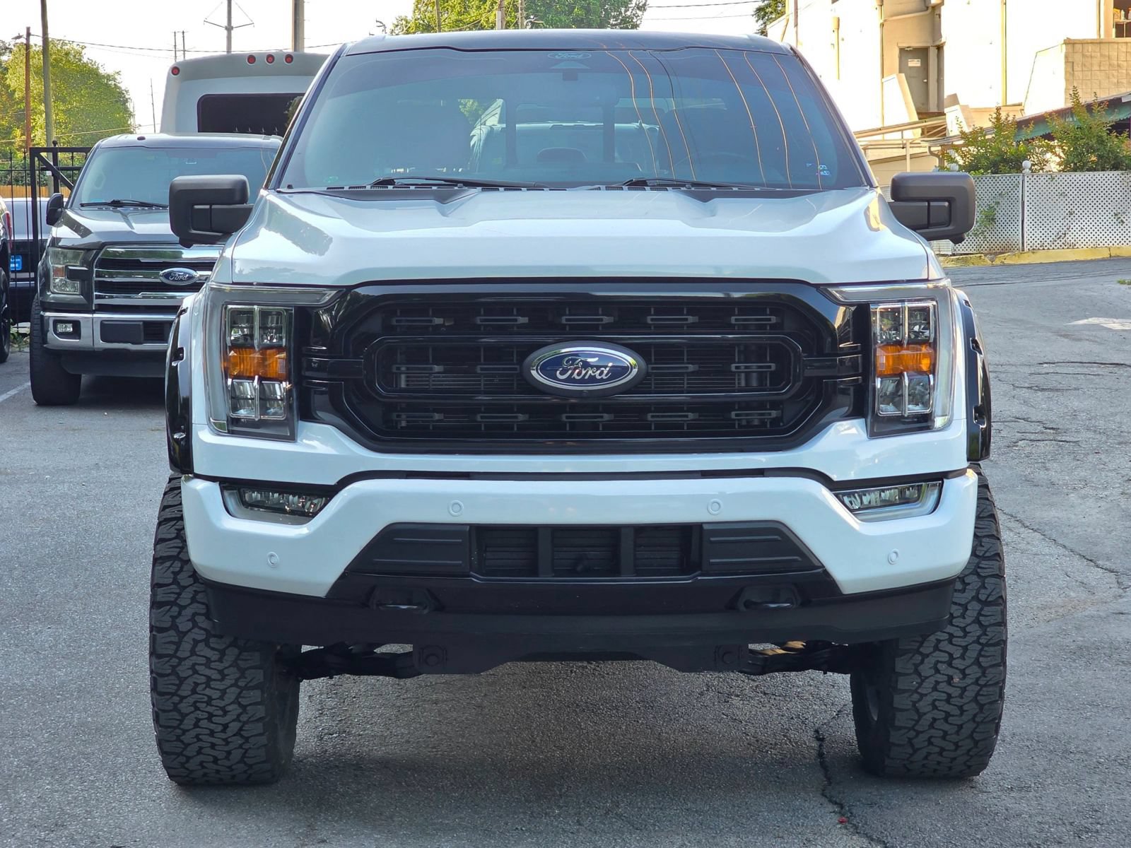 Used 2022 Ford F150 XLT w/ Equipment Group 302A High AWD/4WD image 10