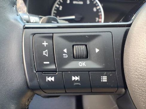 Used 2022 Nissan Pathfinder SL w/ SL Premium Package AWD/4WD image 17