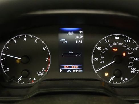 Used 2025 Toyota Corolla SE image 19