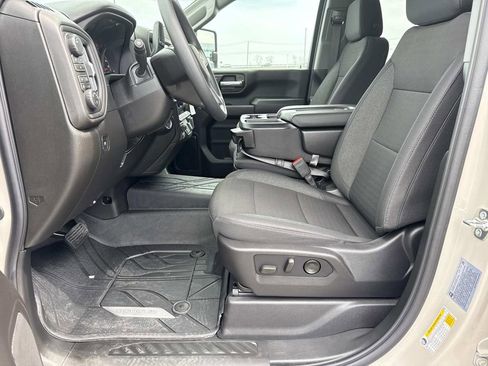 New 2026 Chevrolet Silverado 2500 Custom w/ Custom Value Package AWD/4WD image 9