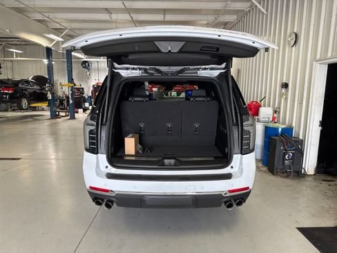 New 2026 Chevrolet Tahoe Premier AWD/4WD image 13