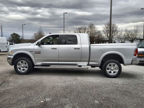 Used 2017 RAM 2500 Laramie image 5