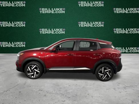 Used 2025 Nissan Kicks SV image 9