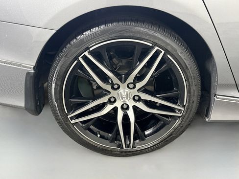 Used 2022 Honda Accord Touring image 33