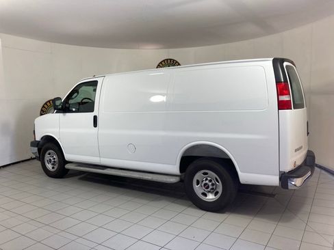 Used 2025 GMC Savana 2500 w/ Driver Convenience Package RWD image 17