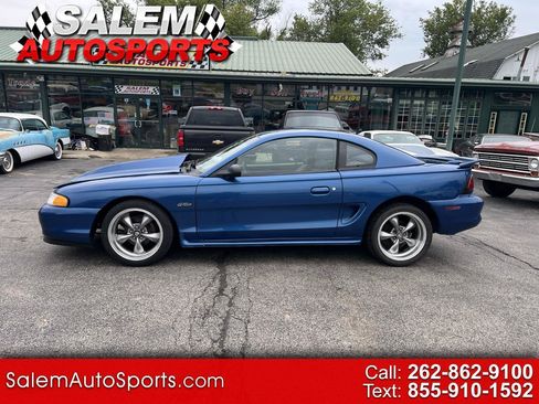 Used 1994 Ford Mustang GT RWD image 1