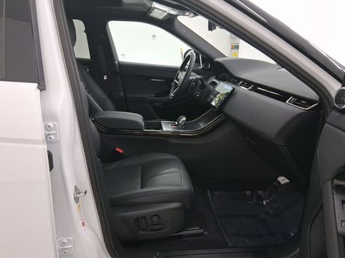 Certified 2026 Land Rover Range Rover Evoque S AWD/4WD image 34