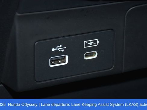 Used 2025 Honda Odyssey Sport-L image 18