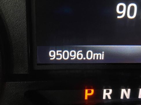 Used 2021 Ford F250 XLT w/ FX4 Off-Road Package AWD/4WD image 9