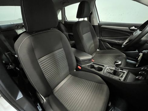 Used 2023 Volkswagen Jetta S image 12