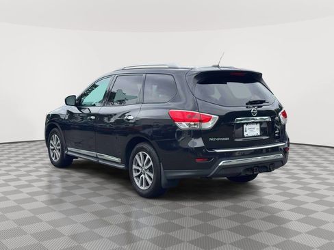 Used 2016 Nissan Pathfinder SL w/ SL Premium Package AWD/4WD image 5