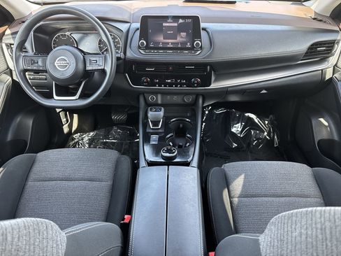 Used 2021 Nissan Rogue SV AWD/4WD image 12