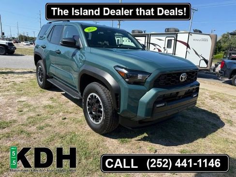 Used 2025 Toyota 4Runner TRD Off-Road AWD/4WD image 1