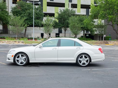 Used 2013 Mercedes-Benz S 550 image 11