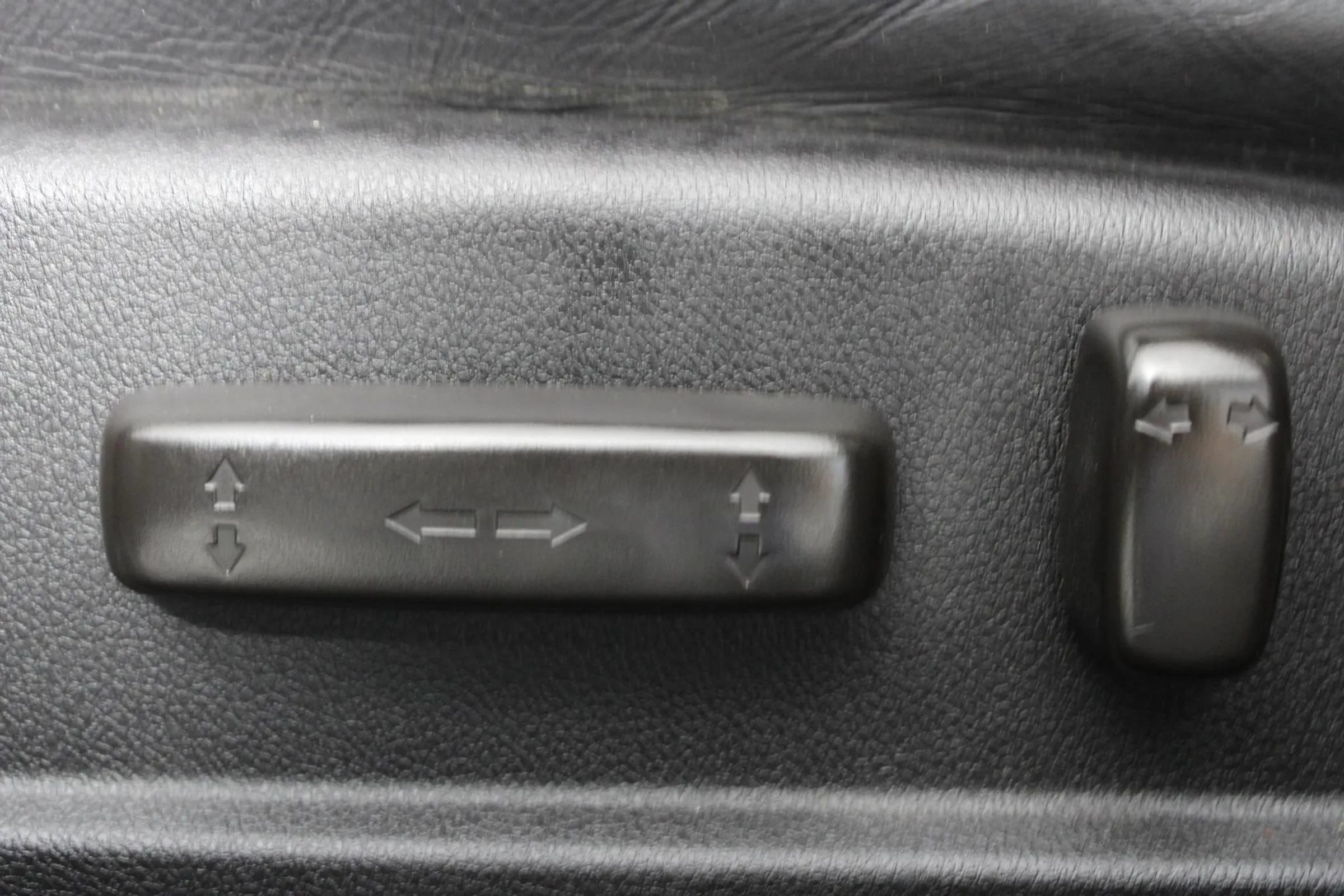 Used 2020 Acura TLX w/ Technology Package FWD image 36