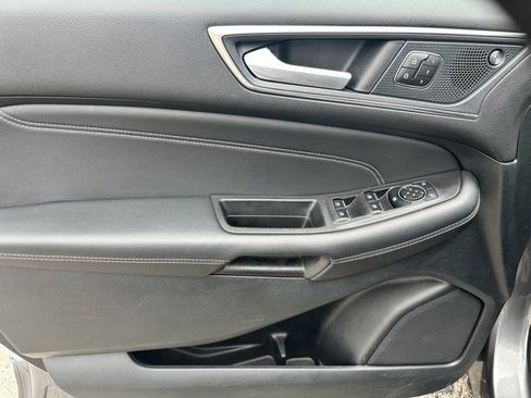 Certified 2024 Ford Edge Titanium image 11