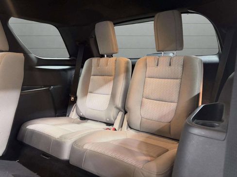 Used 2018 Ford Explorer FWD image 20