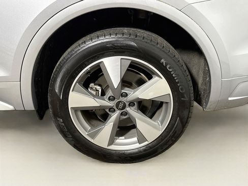 Used 2023 Audi Q5 2.0T Premium Plus AWD/4WD image 29