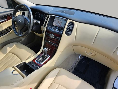 Used 2016 INFINITI QX50 AWD w/ Premium Plus Package image 28