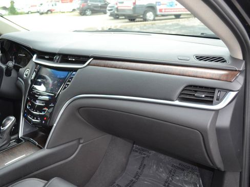 Used 2019 Cadillac XTS Luxury FWD image 33