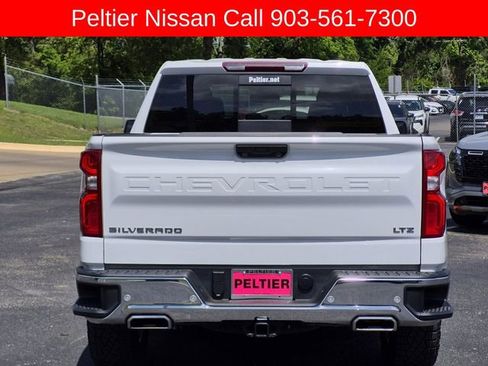 Used 2025 Chevrolet Silverado 1500 LTZ w/ Z71 Off-Road Package image 5