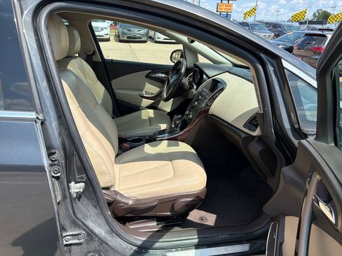 Used 2015 Buick Verano Leather FWD image 19