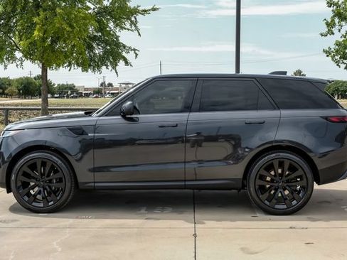 New 2026 Land Rover Range Rover Sport SE AWD/4WD image 12