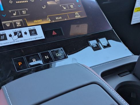 New 2026 INFINITI QX80 Autograph image 18