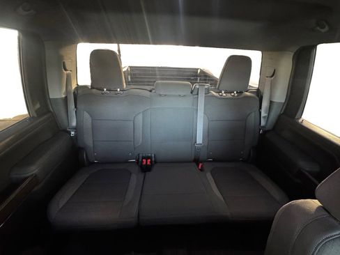 Used 2022 GMC Sierra 2500 SLE w/ SLE Convenience Package image 17