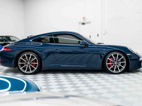 Used 2012 Porsche 911 Carrera S RWD image 6